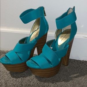 Wedge heels